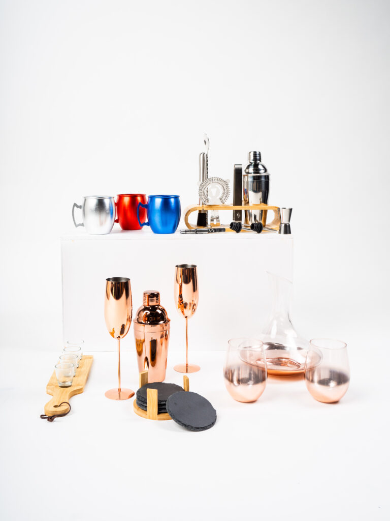 Promocionales personalizados para la industria de bebidas: cristalería, sacacorchos, hieleras y kits de activación para destacar en bares y eventos.
