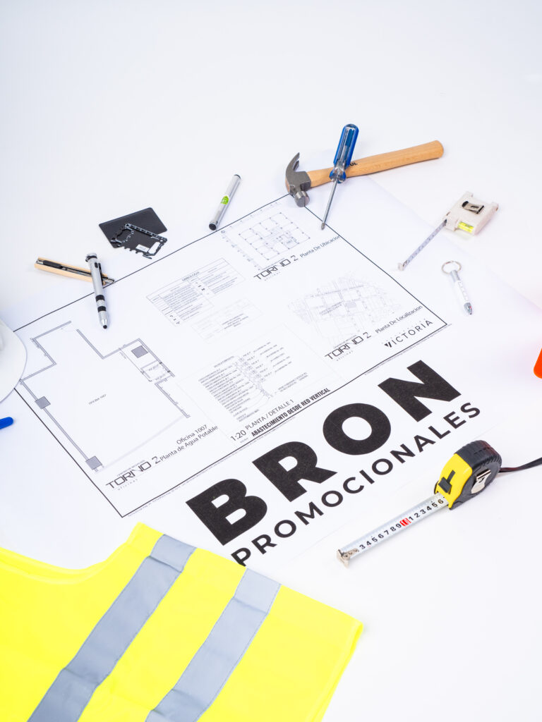 Promocionales personalizados para la industria de la construcción: cascos, cintas métricas, mangas protectoras y artículos promocionales para trabajadores y ferreterías.